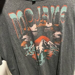 Mojave Graphic Tee in Charcoal with Teal & Rust